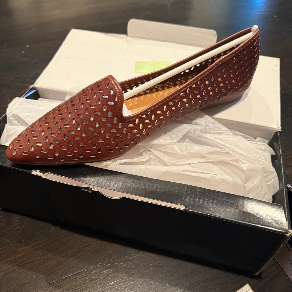 J. Crew Perforated Brown Loafers (style G1813)